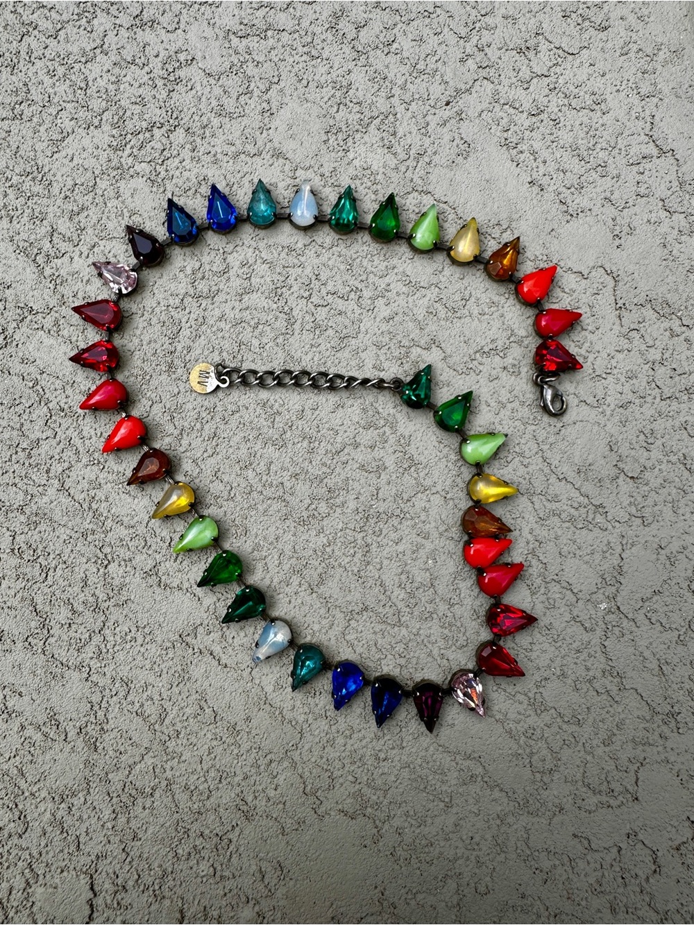 Mia Vesper rainbow fang choker